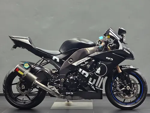 Kawasaki ZX-10R for sale with pictures and more for the 2010