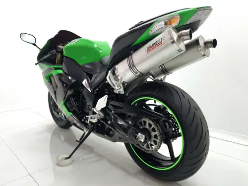 Kawasaki ZX-10R for sale with pictures and more for the 2007