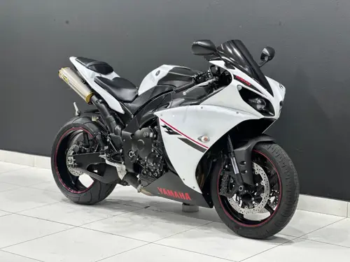 2014 Yamaha R1