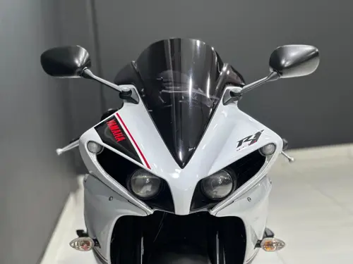 Yamaha YZF-R1 for sale with pictures and more for the 2014 Yamaha YZF ...