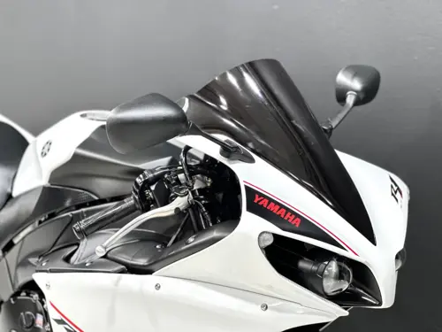 Yamaha YZF-R1 for sale with pictures and more for the 2014 Yamaha YZF ...