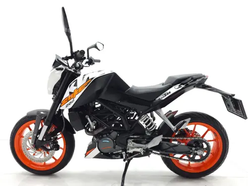 KTM Duke 200 for sale with pictures and more for the 2018 KTM Duke 200 ...